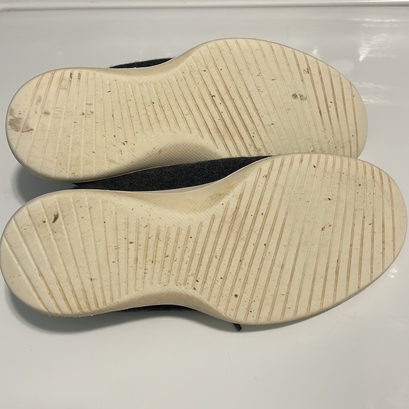 Allbirds Wool Runners, Tuke Jo (Natural Black Upper/Cream Sole) size 7 - Picture 7 of 7